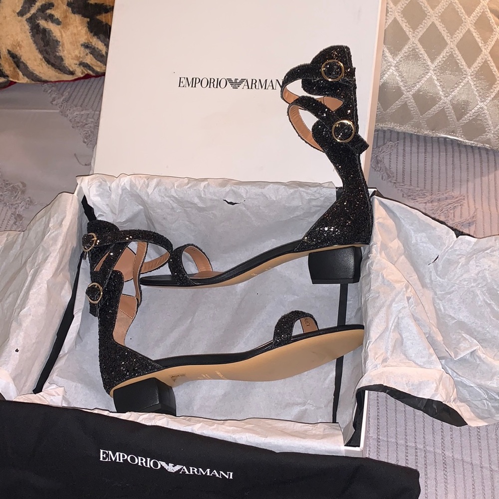 Emporio Armani sandals NIB - Picture 1 of 16